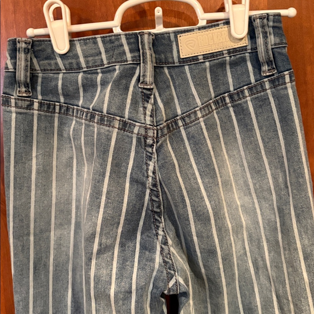 Rock & Roll High Rise Jeans - Picture 6 of 8